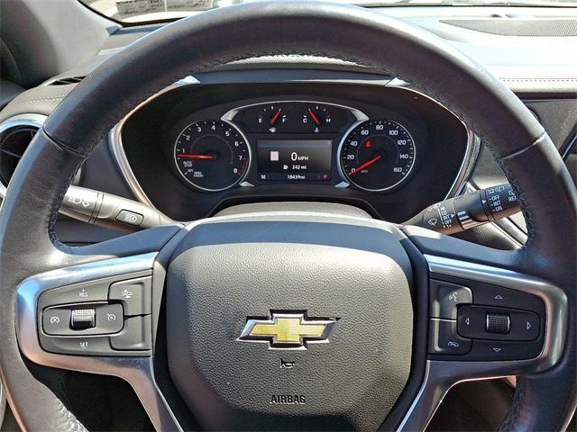 Photo of 2022 Silver Ice Metallic Chevrolet Blazer