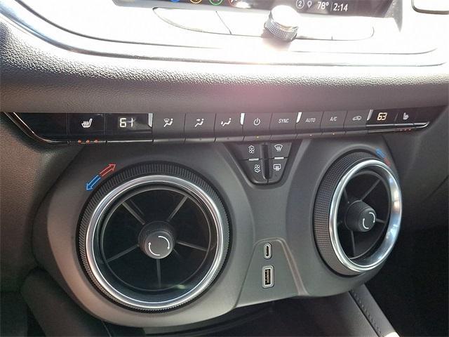 Photo of 2022 Silver Ice Metallic Chevrolet Blazer