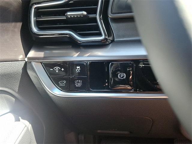 Photo of 2025 Gravity Gray Kia Sportage Hybrid