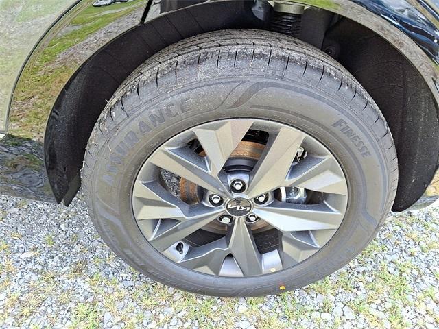 Photo of 2025 Gravity Gray Kia Sportage Hybrid