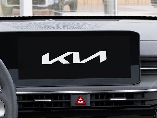 Photo of 2026 Snow White Pearl Kia K5