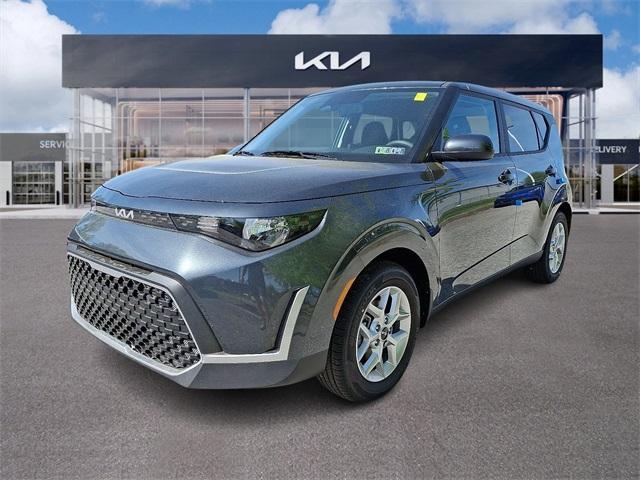 Photo of 2025 Gravity Gray Kia Soul