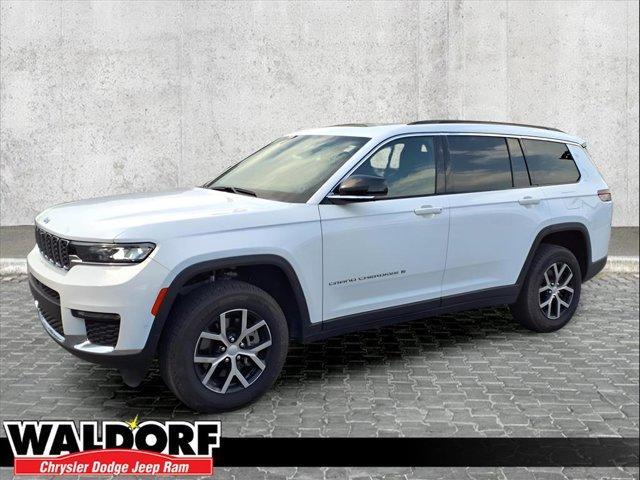 Photo of 2024 Bright White Clearcoat Jeep Grand Cherokee L