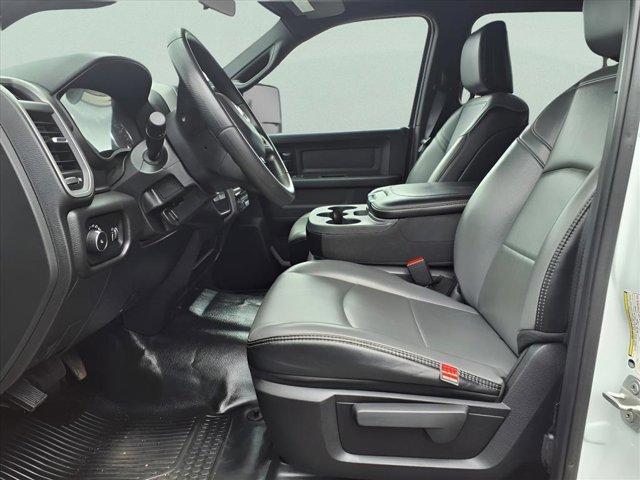 Photo of 2024 Bright White Clearcoat RAM 2500