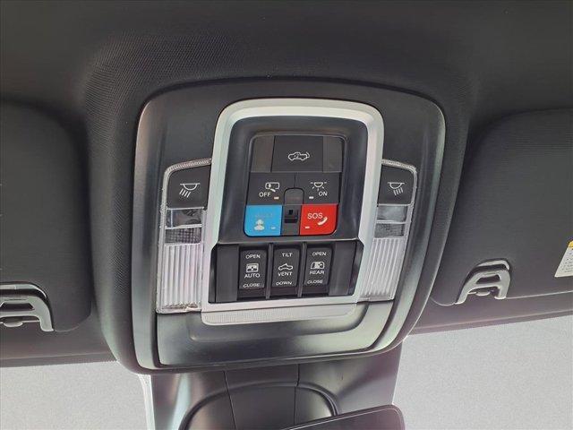 Photo of 2025 Diamond Black RAM 2500