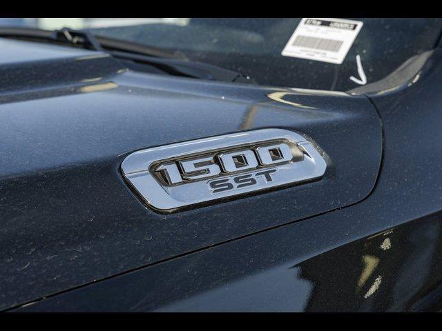 Photo of 2025 Diamond Black RAM 1500