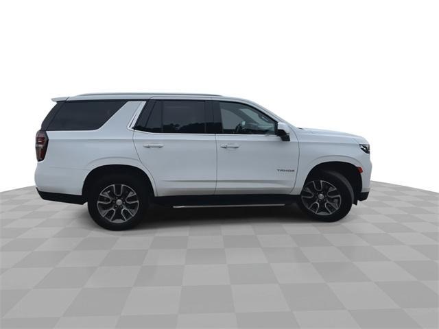 Photo of 2023 Summit White Chevrolet Tahoe