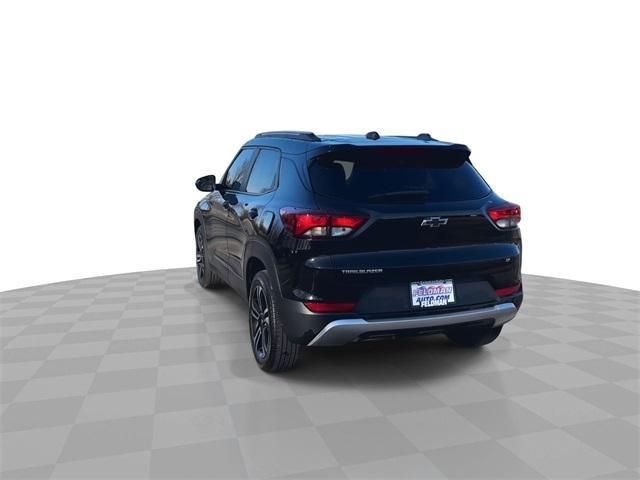 Photo of 2023 Mosaic Black Metallic Chevrolet Trailblazer