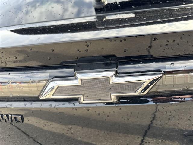 Photo of 2024 Black Chevrolet Equinox EV