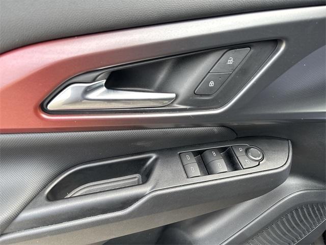 Photo of 2024 Black Chevrolet Equinox EV