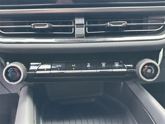 Photo of 2024 Black Chevrolet Equinox EV