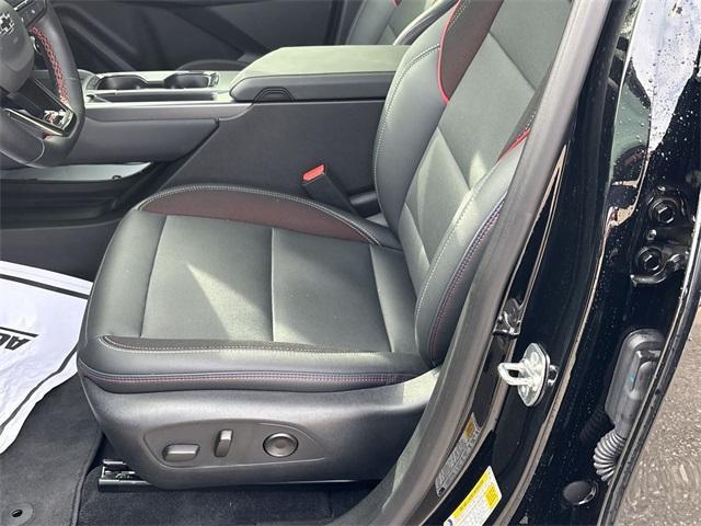 Photo of 2024 Black Chevrolet Equinox EV
