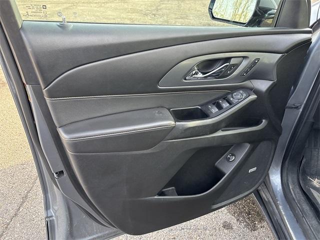 Photo of 2019 Satin Steel Metallic Chevrolet Traverse