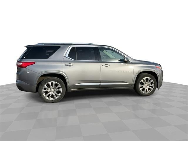 Photo of 2019 Satin Steel Metallic Chevrolet Traverse