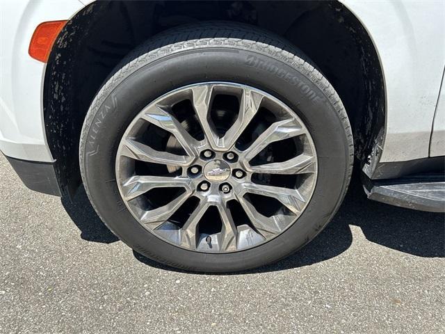 Photo of 2023 Summit White Chevrolet Tahoe