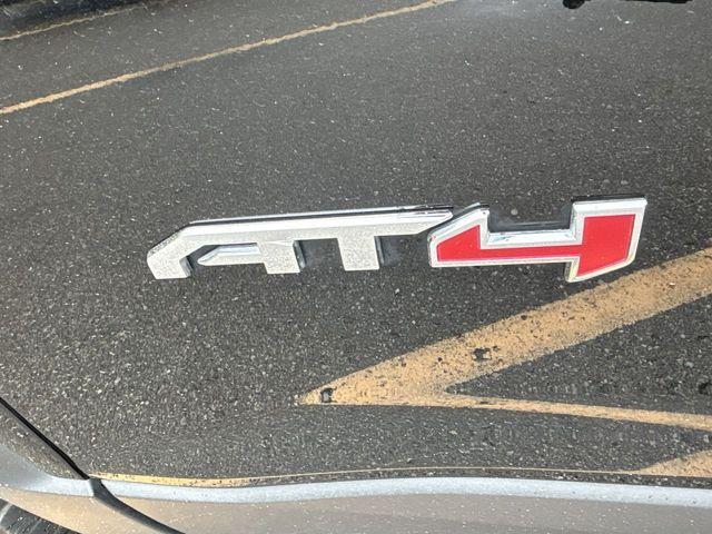 Photo of 2023 Ebony Twilight Metallic GMC Acadia