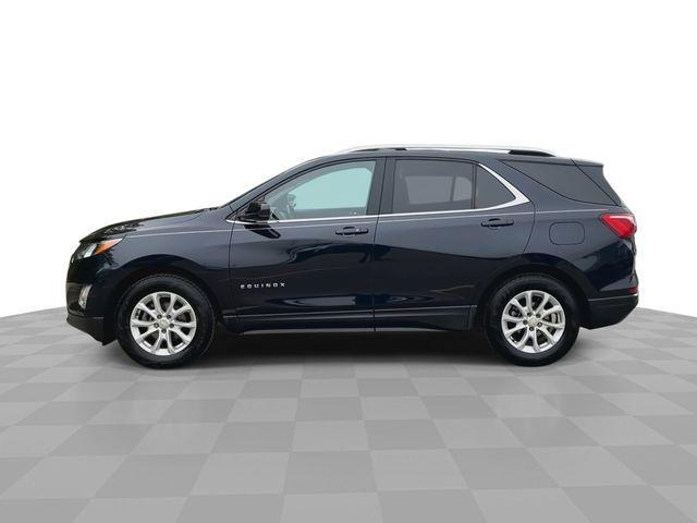 Photo of 2020 Midnight Blue Metallic Chevrolet Equinox