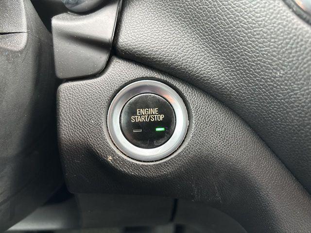 Photo of 2020 Midnight Blue Metallic Chevrolet Equinox