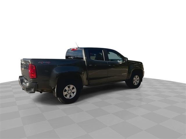 Photo of 2018 Deepwood Green Metallic Chevrolet Colorado