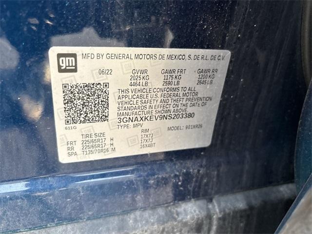 Photo of 2022 Blue Glow Metallic Chevrolet Equinox