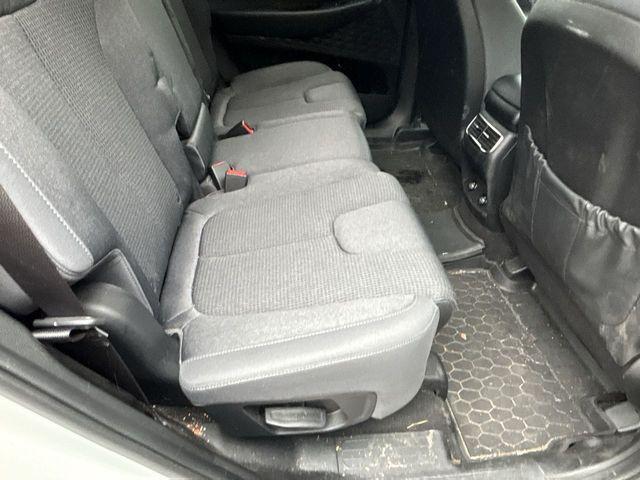 Photo of 2022 Quartz White Hyundai SANTA FE
