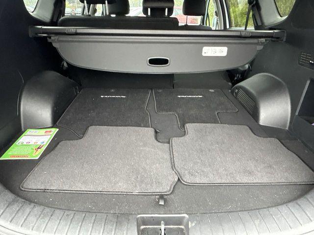 Photo of 2022 Quartz White Hyundai SANTA FE