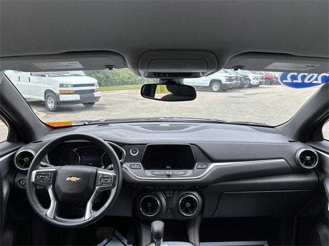 Photo of 2022 Blue Glow Metallic Chevrolet Blazer