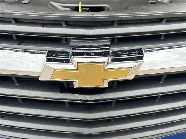 Photo of 2022 Blue Glow Metallic Chevrolet Blazer