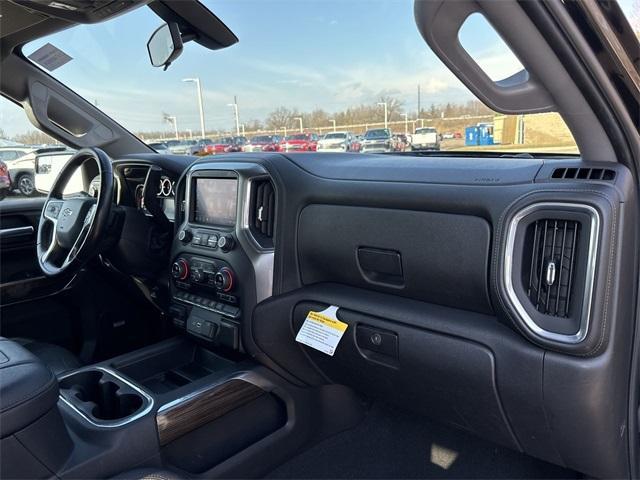 Photo of 2021 Black Chevrolet Silverado 1500