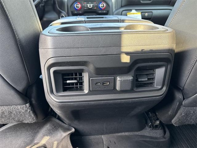 Photo of 2021 Black Chevrolet Silverado 1500