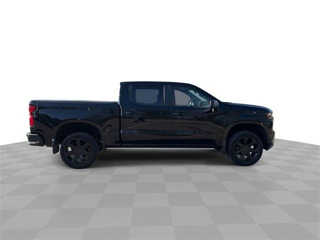 Photo of 2021 Black Chevrolet Silverado 1500