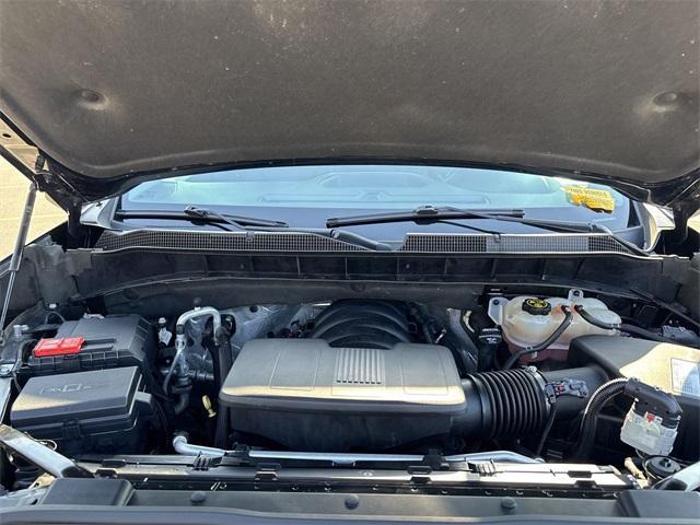 Photo of 2021 Black Chevrolet Silverado 1500
