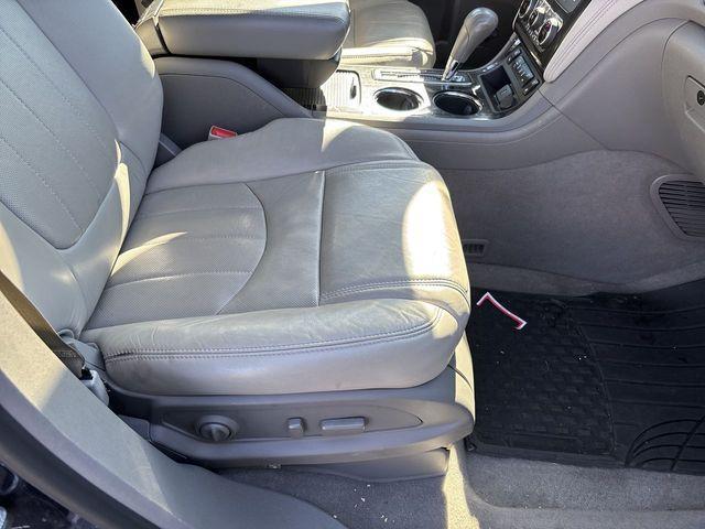 Photo of 2017 Blue Velvet Metallic Chevrolet Traverse