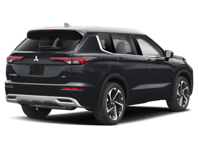 Photo of 2024 Black Diamond/Alloy Silver Roof Mitsubishi Outlander