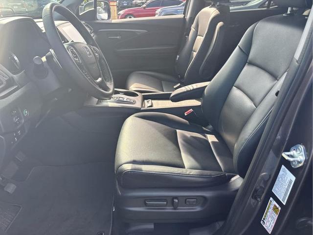 Photo of 2023 Modern Steel Metallic Honda Ridgeline