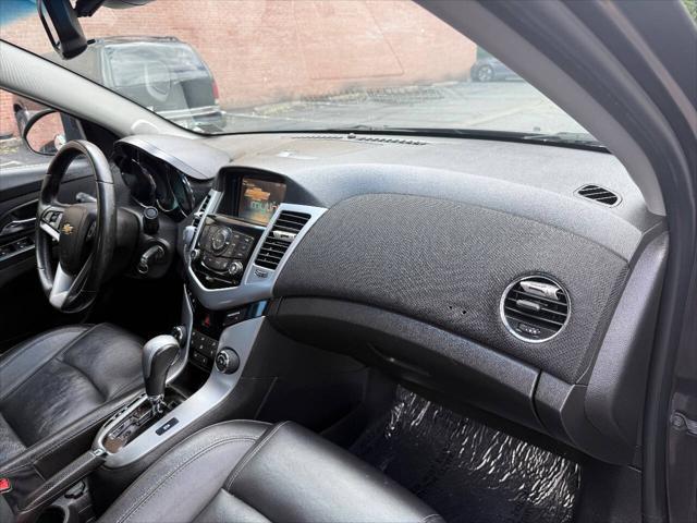 Photo of 2014 Tungsten Metallic Chevrolet Cruze