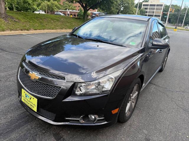 Photo of 2014 Tungsten Metallic Chevrolet Cruze