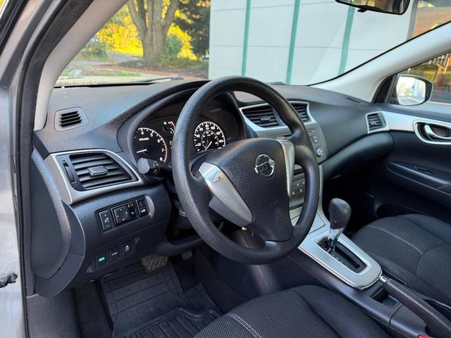 Photo of 2014 Gray Nissan Sentra