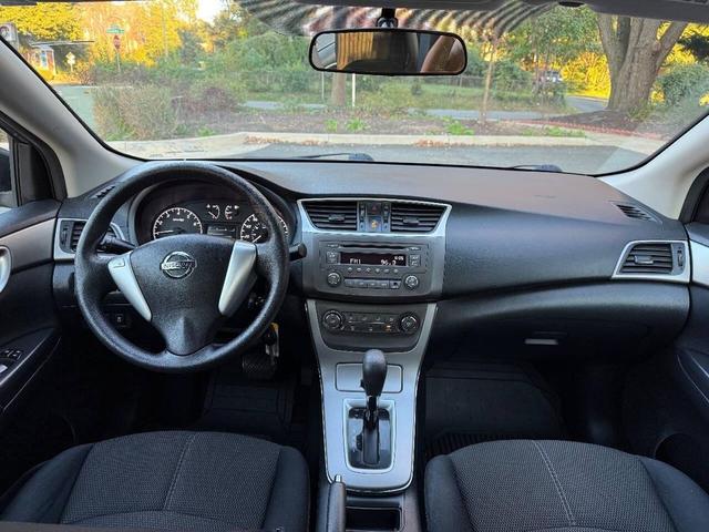 Photo of 2014 Gray Nissan Sentra