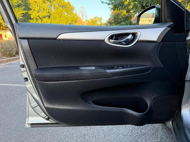 Photo of 2014 Gray Nissan Sentra