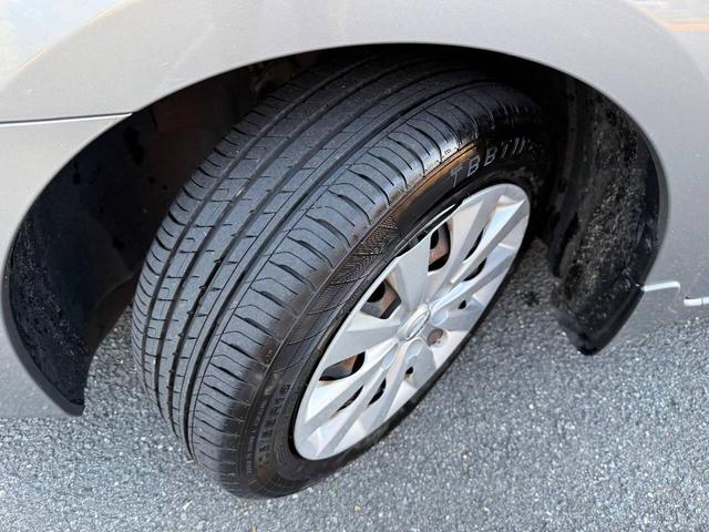 Photo of 2014 Gray Nissan Sentra