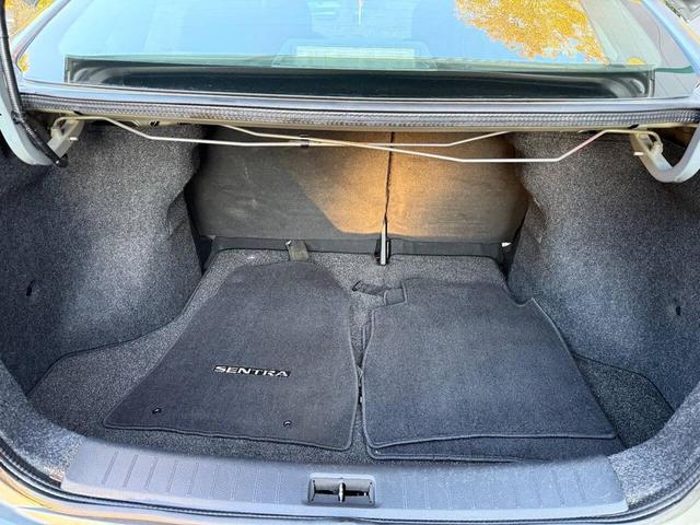 Photo of 2014 Gray Nissan Sentra