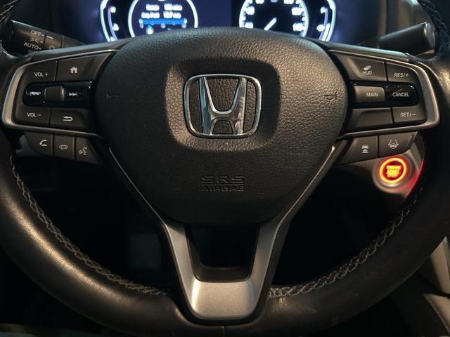 Photo of 2018 Lunar Silver Metallic Honda Accord