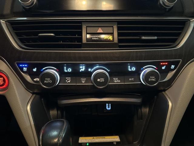 Photo of 2018 Lunar Silver Metallic Honda Accord