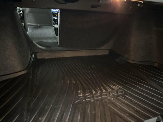 Photo of 2018 Lunar Silver Metallic Honda Accord