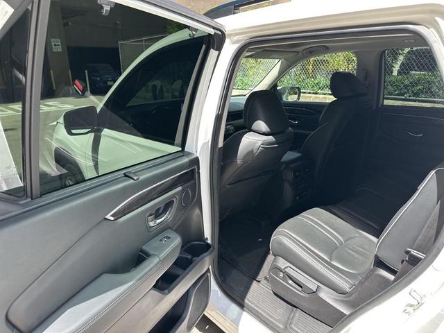 Photo of 2023 Platinum White Pearl Honda Pilot
