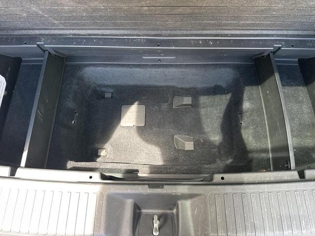 Photo of 2023 Platinum White Pearl Honda Pilot