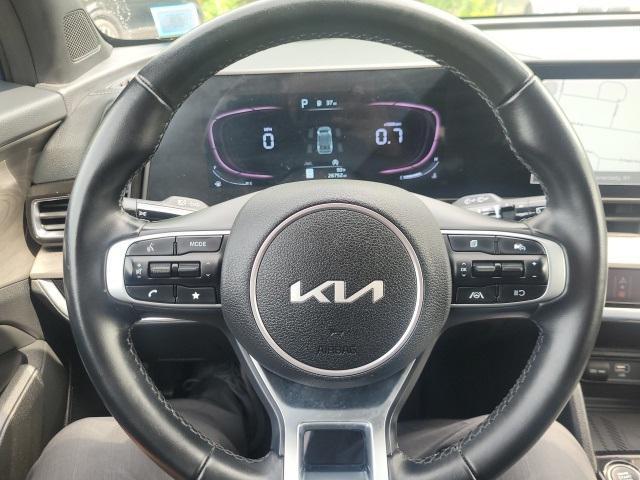 Photo of 2023 Sapphire Blue Kia Sportage