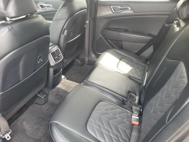 Photo of 2023 Sapphire Blue Kia Sportage