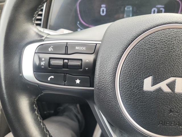 Photo of 2023 Sapphire Blue Kia Sportage